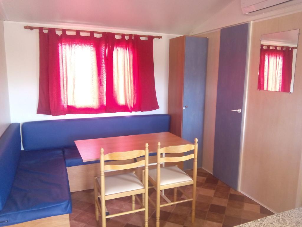 Camping Terra Alta Bot Exterior foto